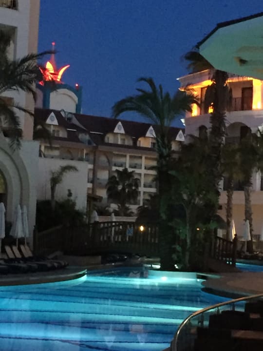 Pool Well Palace Side