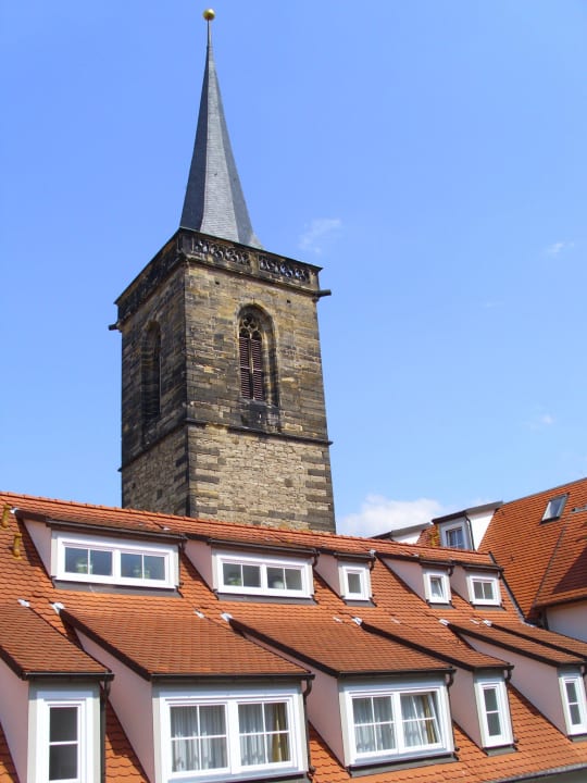 Im Turm befindet sich was sehr schönes  Hotel Alma Am Anger