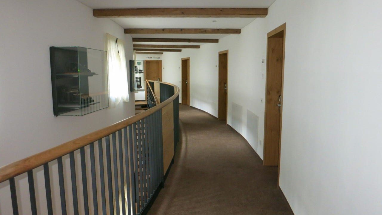 Halbrunder Gang Panoramahotel Watles