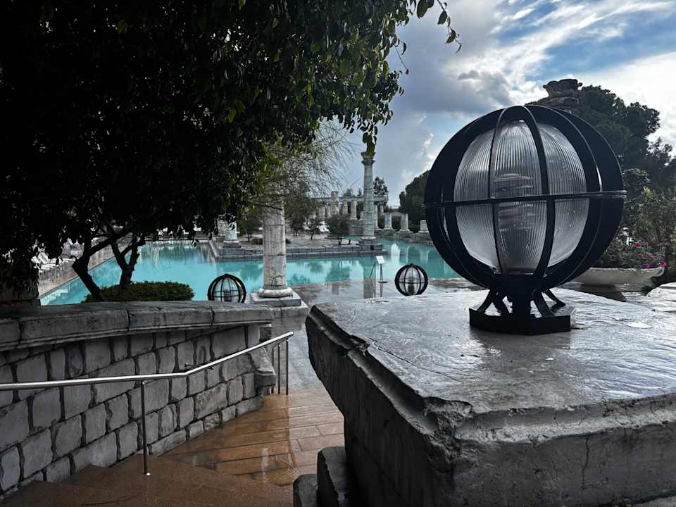 Strand Xanadu Resort Hotel