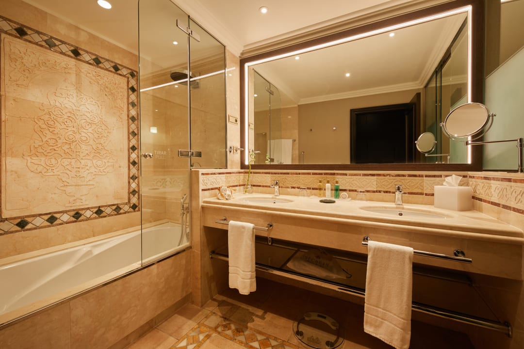 Zimmer Secrets Bahia Real Resort & SPA