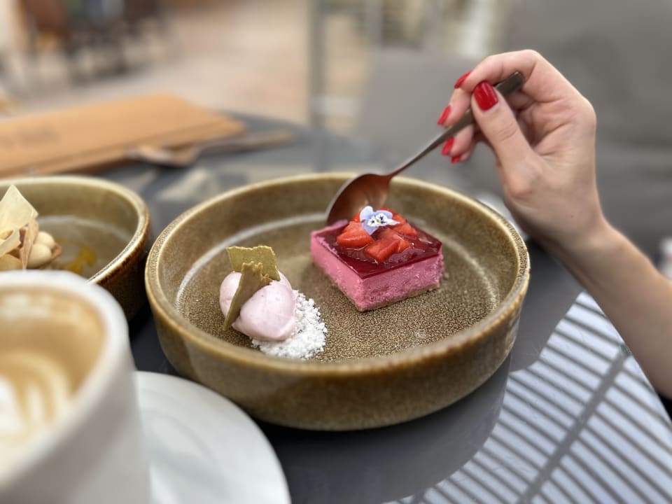 Gastro Andaz Dubai The Palm, by Hyatt