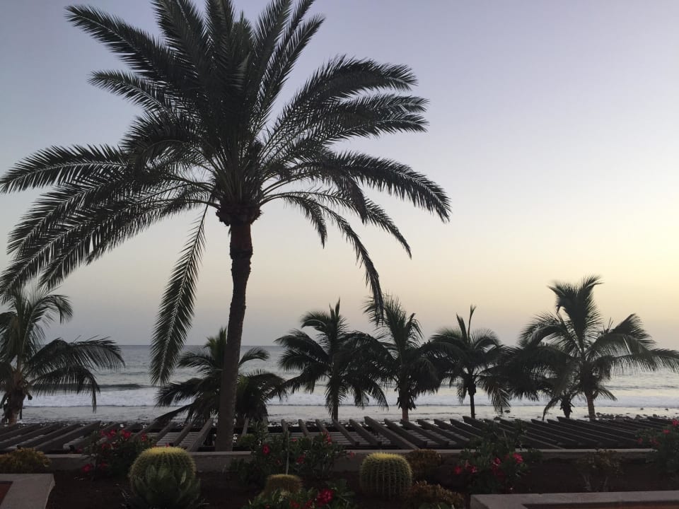 Ausblick von einer der Sonnenterrassen Lopesan Costa Meloneras, Resort & Spa