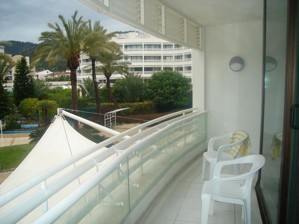 Balkon i widok z pokoju TUI BLUE Grand Azur