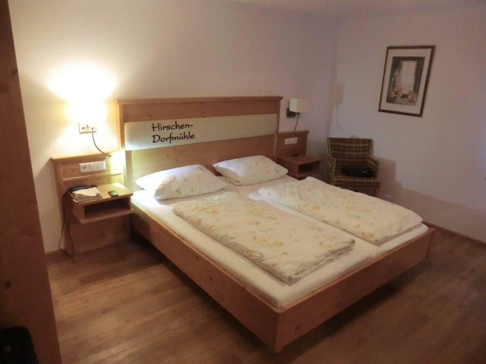 Dreibettzimmer Gasthaus Hirschen-Dorfmühle