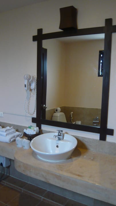 Zimmer 233: Bad Hotel Baan Chaweng Beach Resort & Spa