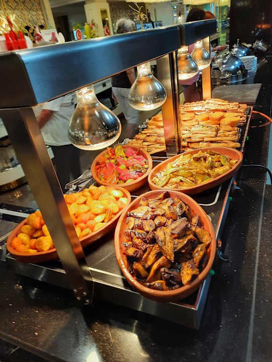 Gastro Side Royal Palace Hotel & Spa