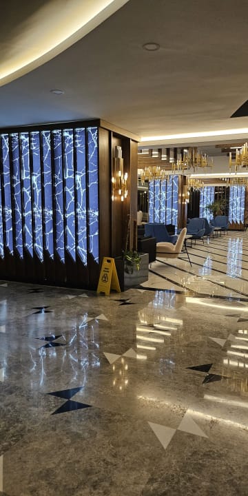 Lobby Arnor de Luxe Hotel & Spa