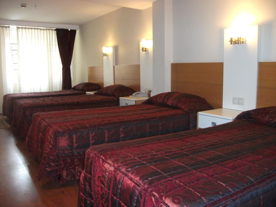 Quadruple Room - Family Room Hotel Baron