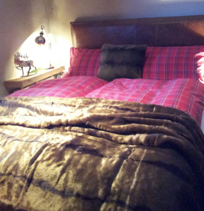 Schlafzimmer Apartment 5 Alpenchalet Reit im Winkl