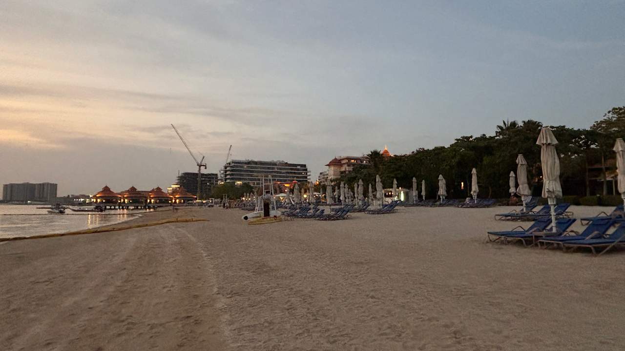 Strand Anantara The Palm Dubai Resort