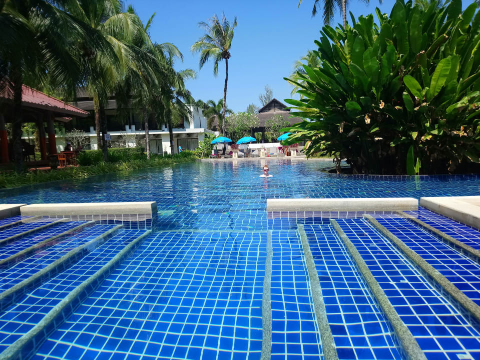 Pool Palm Galleria Resort
