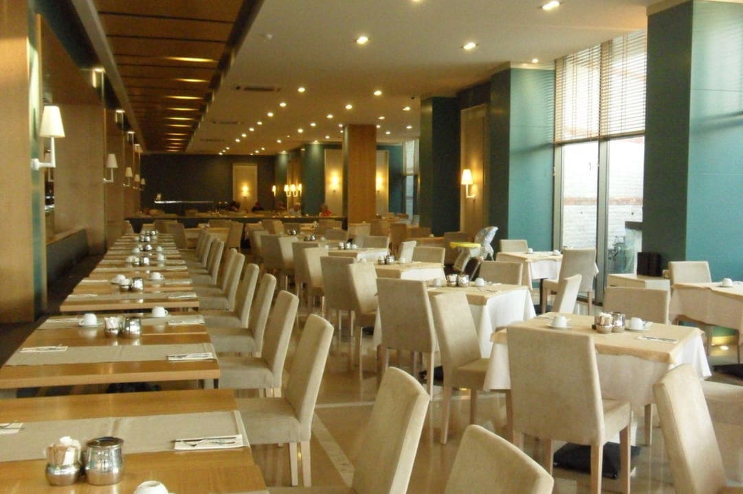 Przed śniadaniem Sherwood Dreams Resort