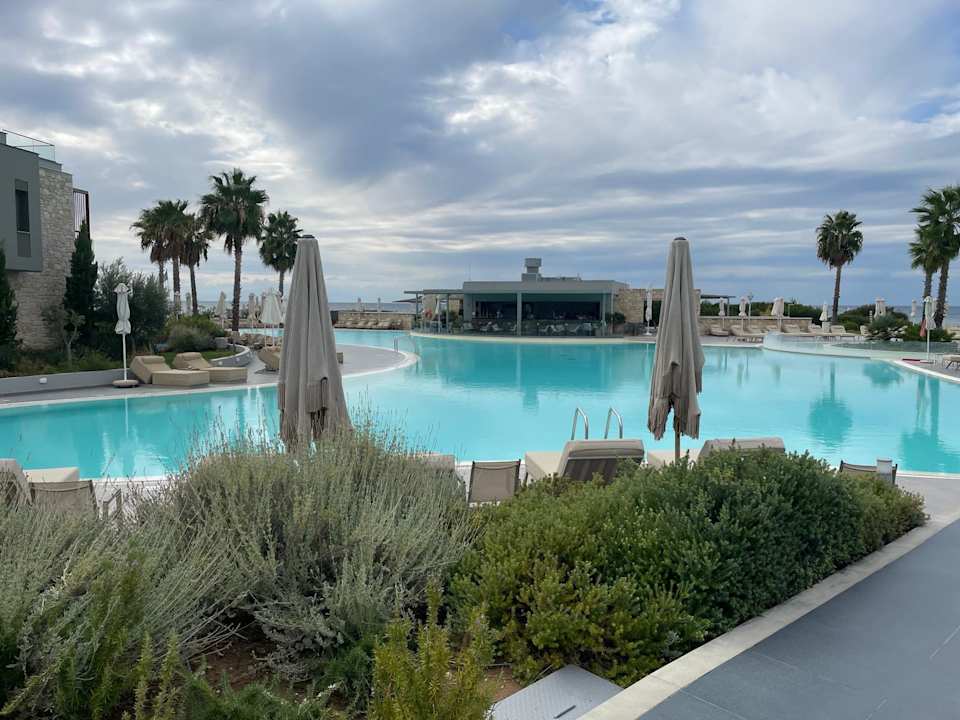 Außenansicht Portes Lithos Luxury Resort