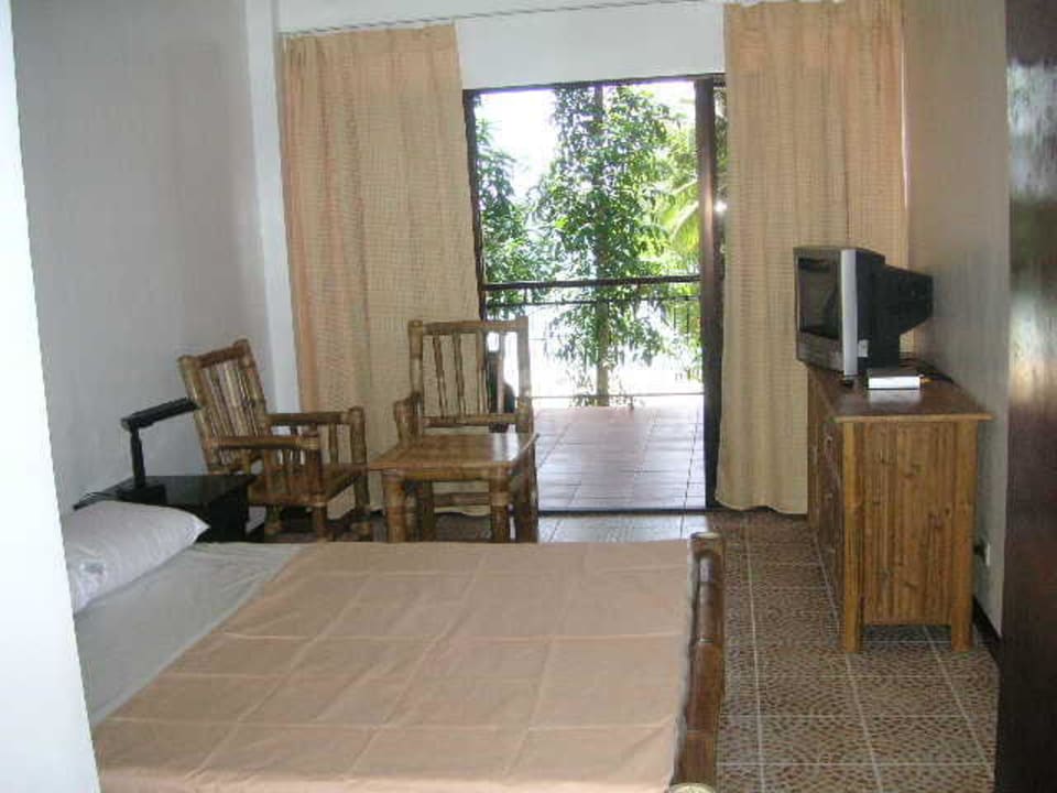 Gästezimmer mit Sat. TV, Klimaanlage und Tresor Maravilla Beach Club
