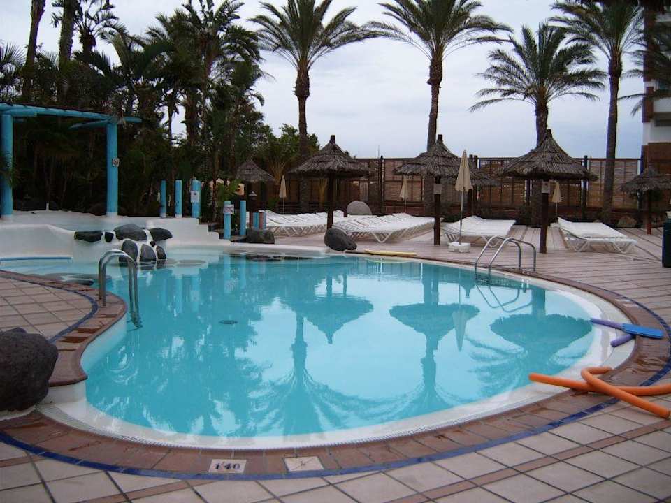 Pool 2 Abora Continental by Lopesan Hotels