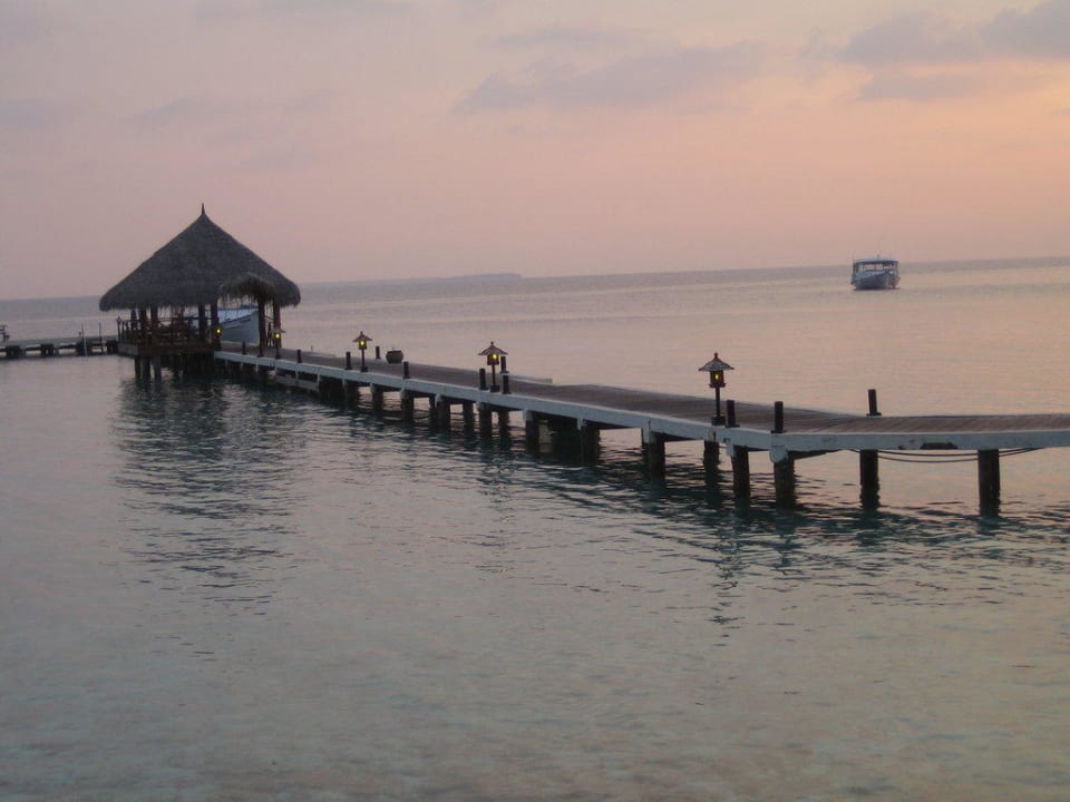Bootssteg Eri Maldives