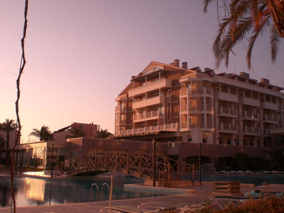 Abendstimmung am Pool Trendy Aspendos Beach Hotel