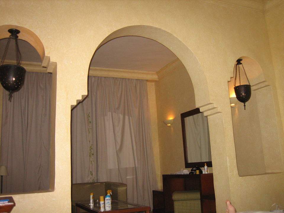 Blick vom Bett zum Wohnzimmer Ghazala Gardens