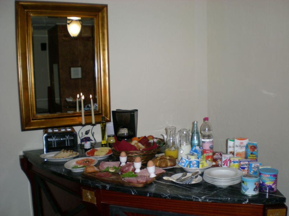 Frühstücksbuffet Pension Villa Waldeck