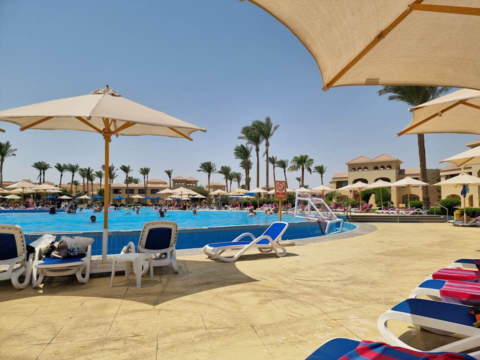 Pool Cleopatra Luxury Resort Makadi Bay