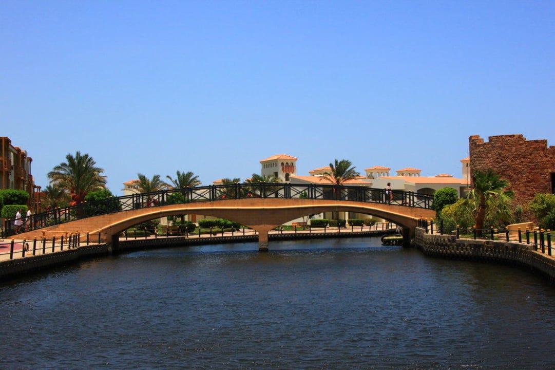 Brücke zum Castello Pickalbatros Dana Beach Resort - Hurghada