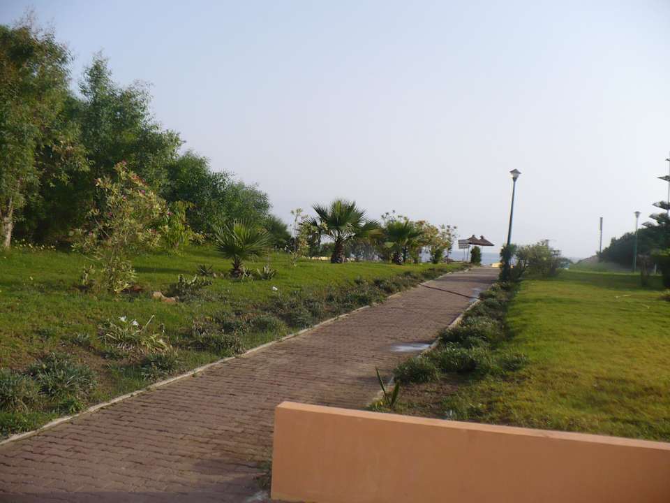 Cestička od bazéna na pláž Hotel Abou Nawas Montazah