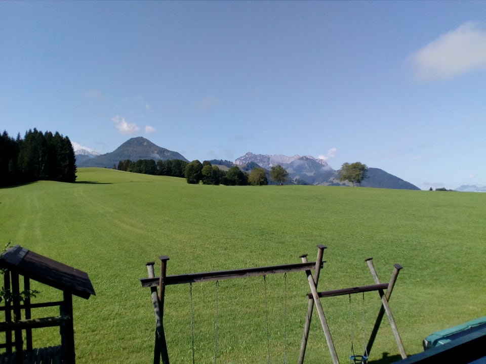 Ausblick Bio-Bauernhof Oberhochstätt