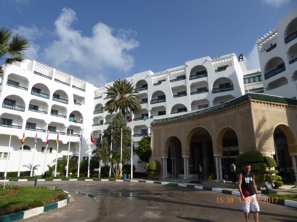 Eingang Hotel Hotel Marhaba Beach