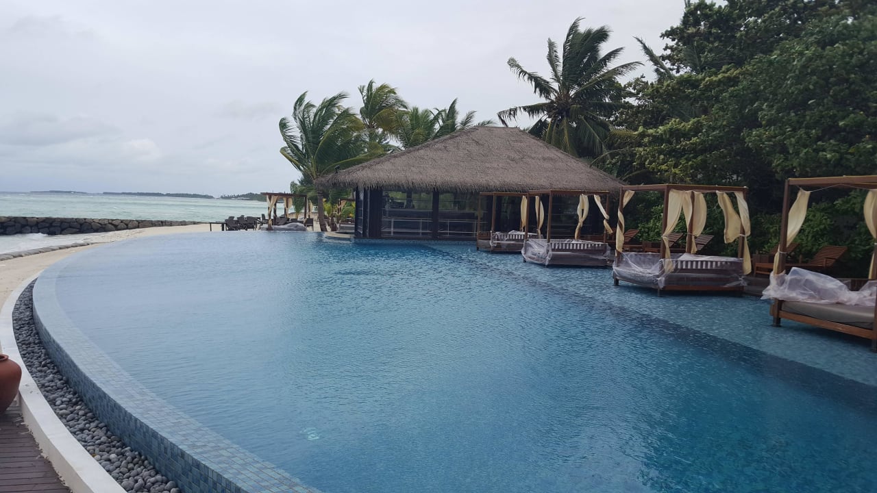 Pool The Residence Maldives