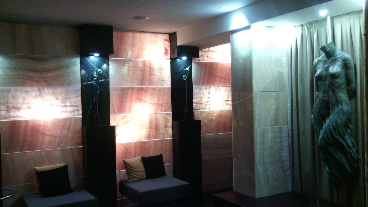 Wartebereich im SPA Royal Tulip Sand