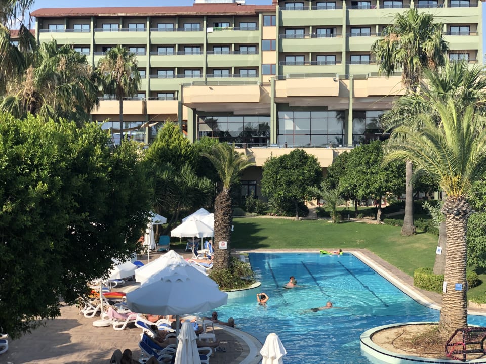 Gartenanlage Hotel Grand Side
