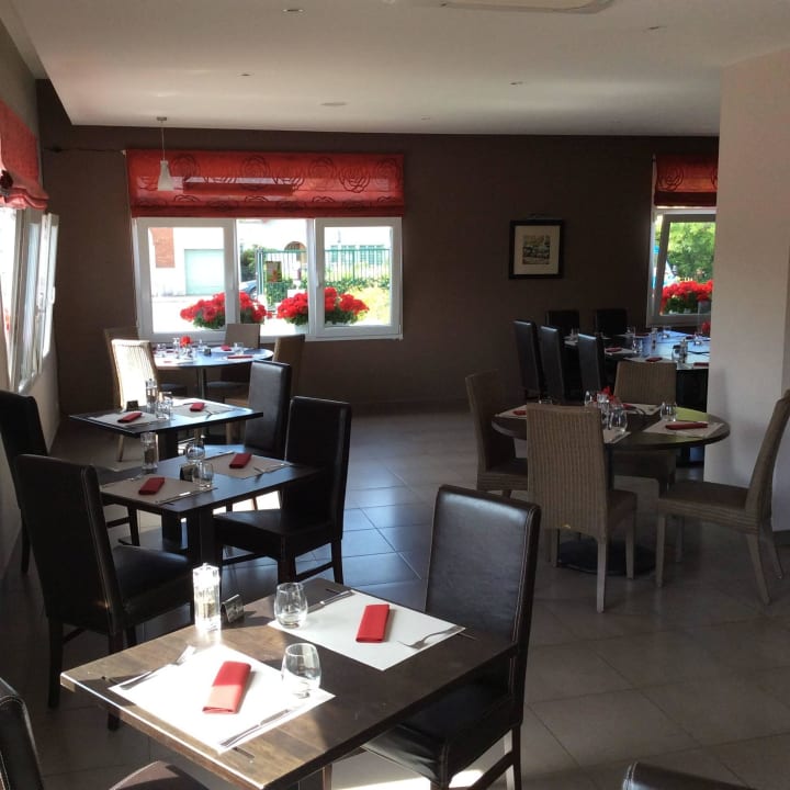 Salle de restaurant Hotel Le Logis De La Lys