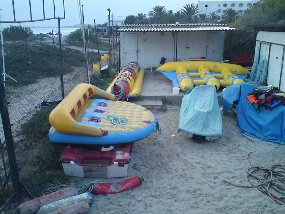 Wassersportarten am hoteleigenen Strand Mahdia Beach & Aquapark