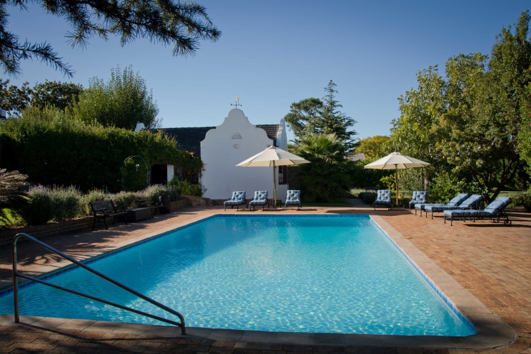 Außenansicht At Winkfield House