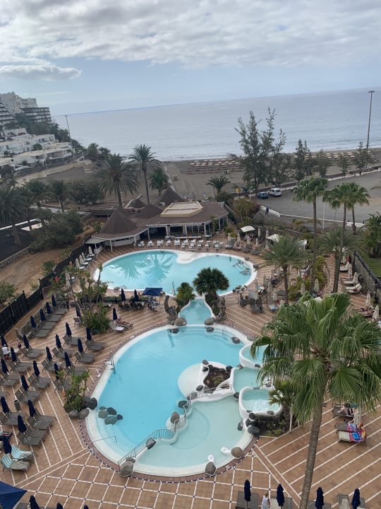 Pool Corallium Beach by Lopesan Hotels - Adults only
