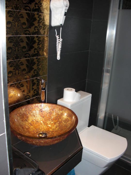 Das Bad Hostal Marlasca