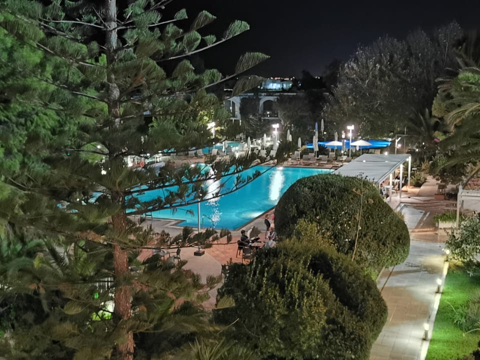 Pool Caravia Beach Hotel