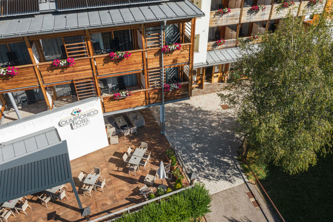 Außenansicht Hotel Olimpionico