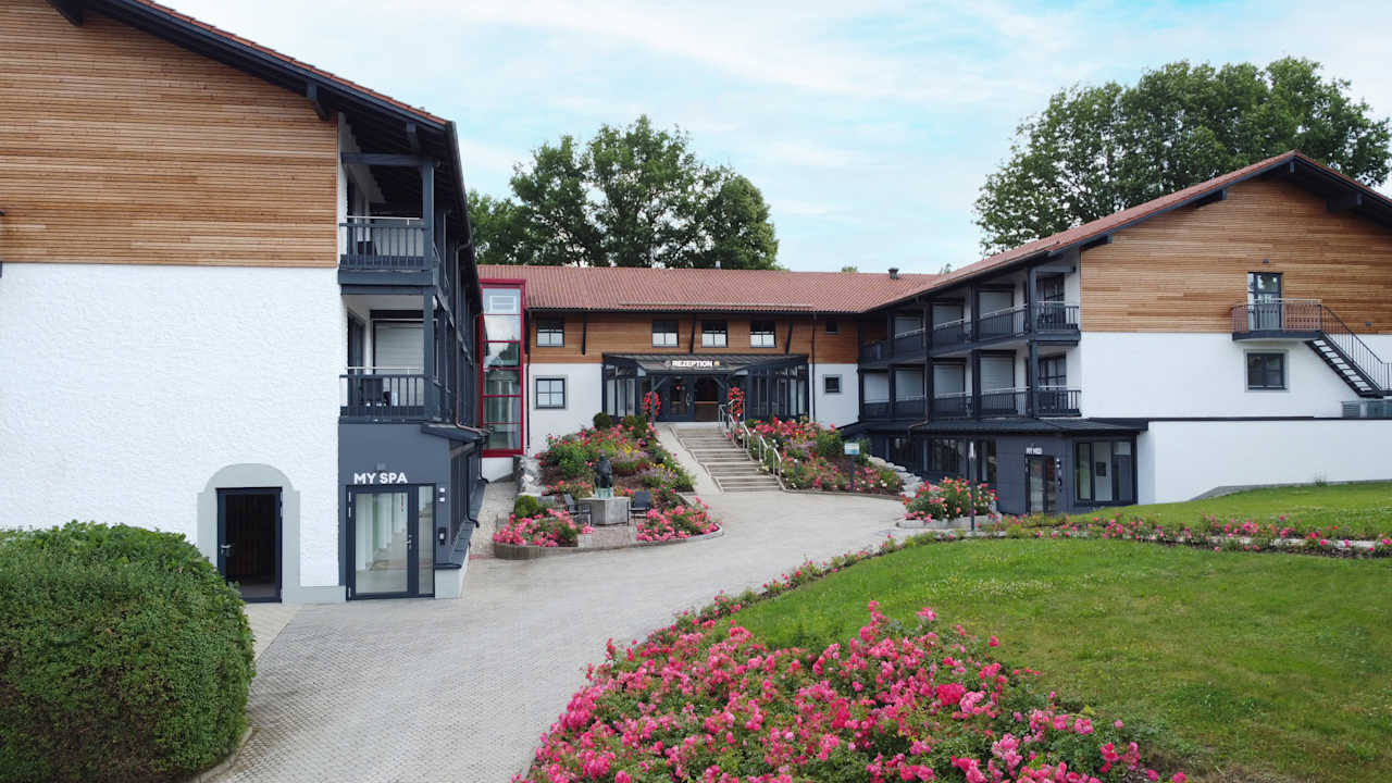 Außenansicht My Mayr MED Resort