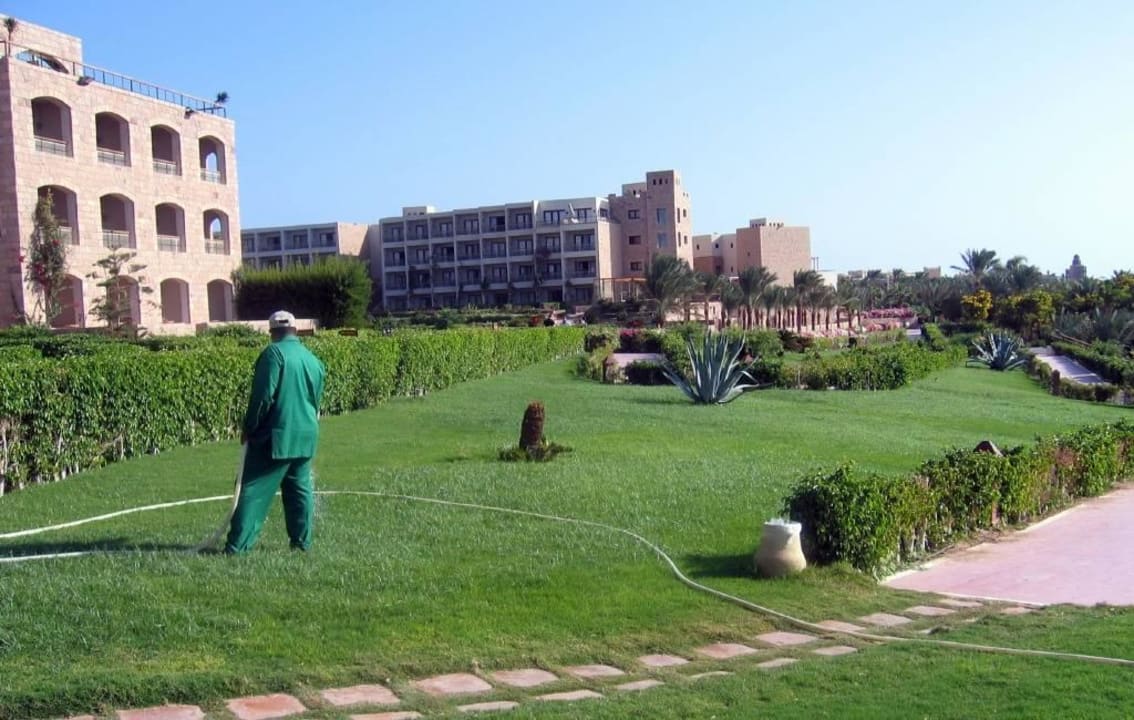 East-Wing + Teil des Gartens Fort Arabesque Resort, Spa & Villas