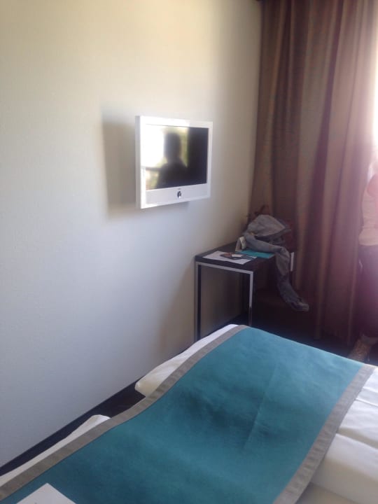 TV Motel One München-East Side