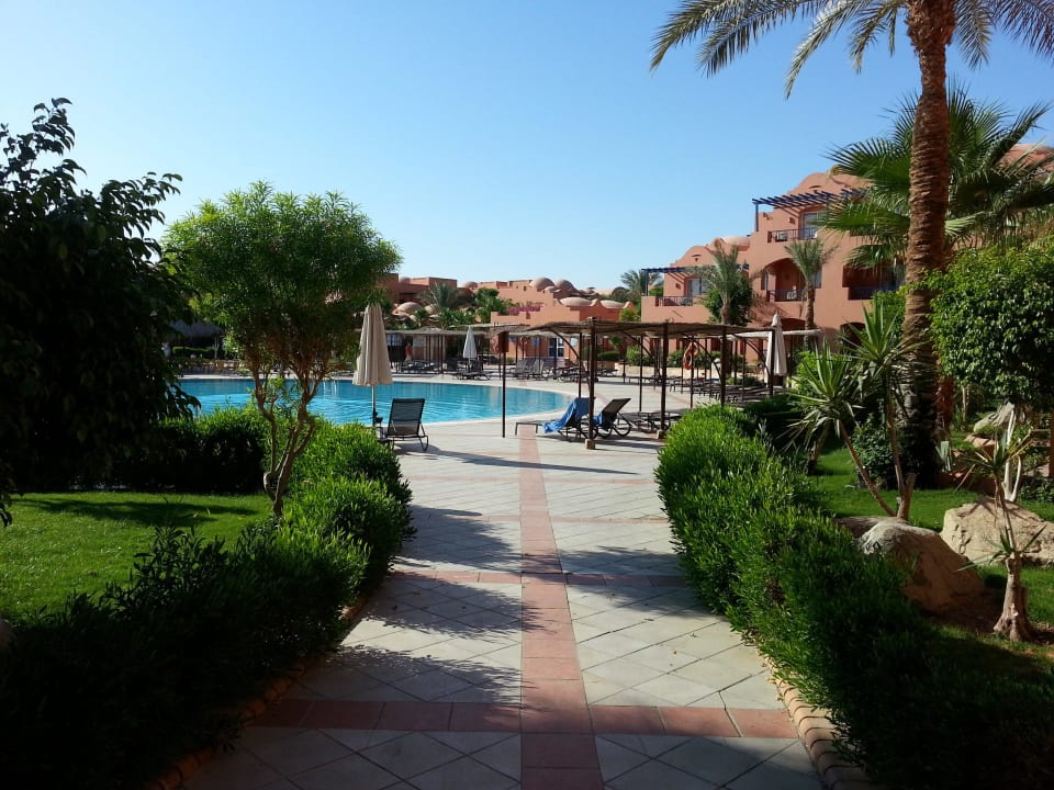 Schön grün Jaz Makadi Oasis Resort