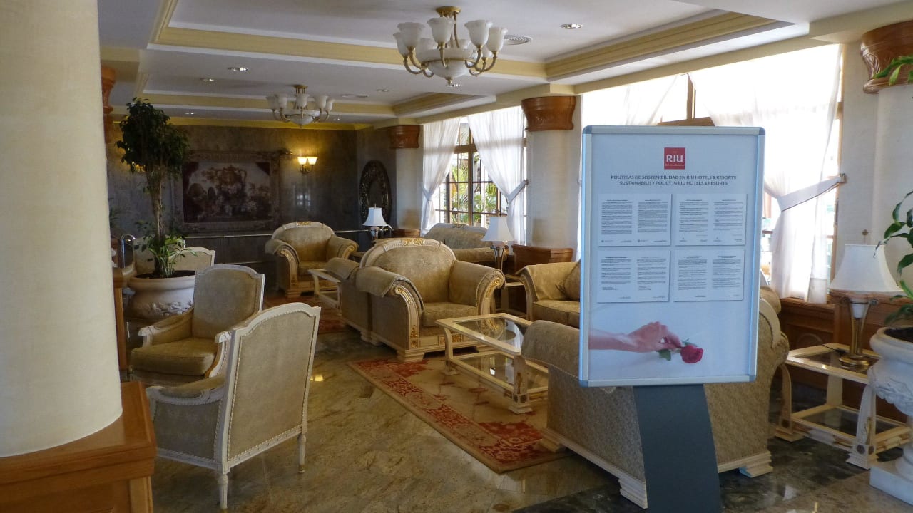 Lobby Hotel Riu Palace Tres Islas