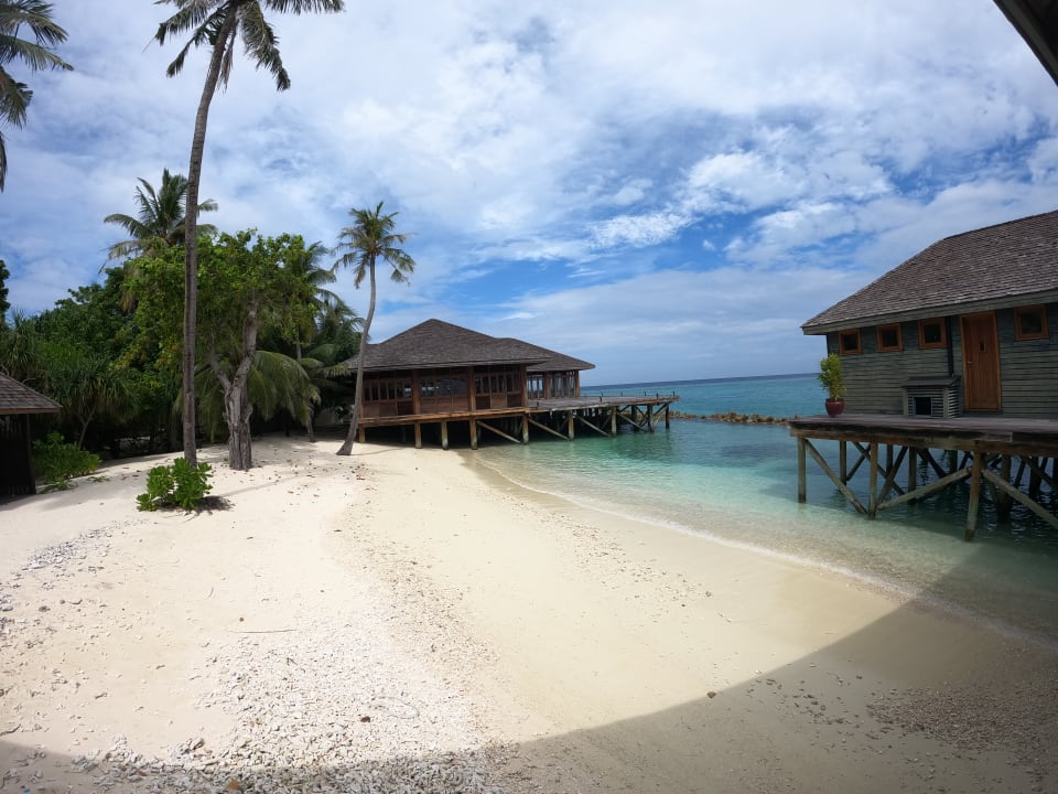 Strand Kuredu Island Resort & Spa