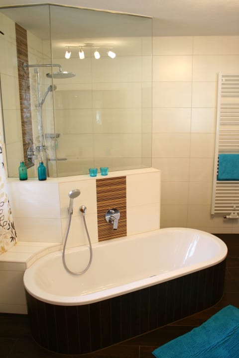 Bad Hotel Hochhubergut