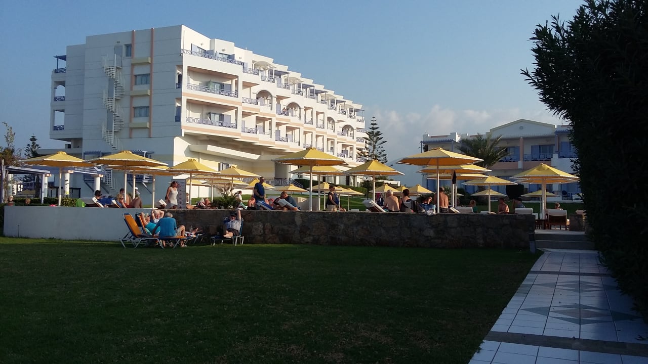 Außenansicht Hotel Serita Beach
