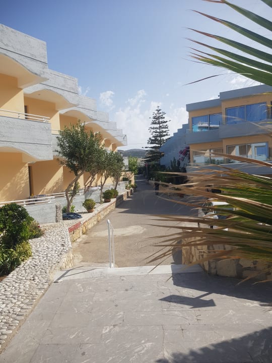 Gartenanlage Hotel Kathrin Beach