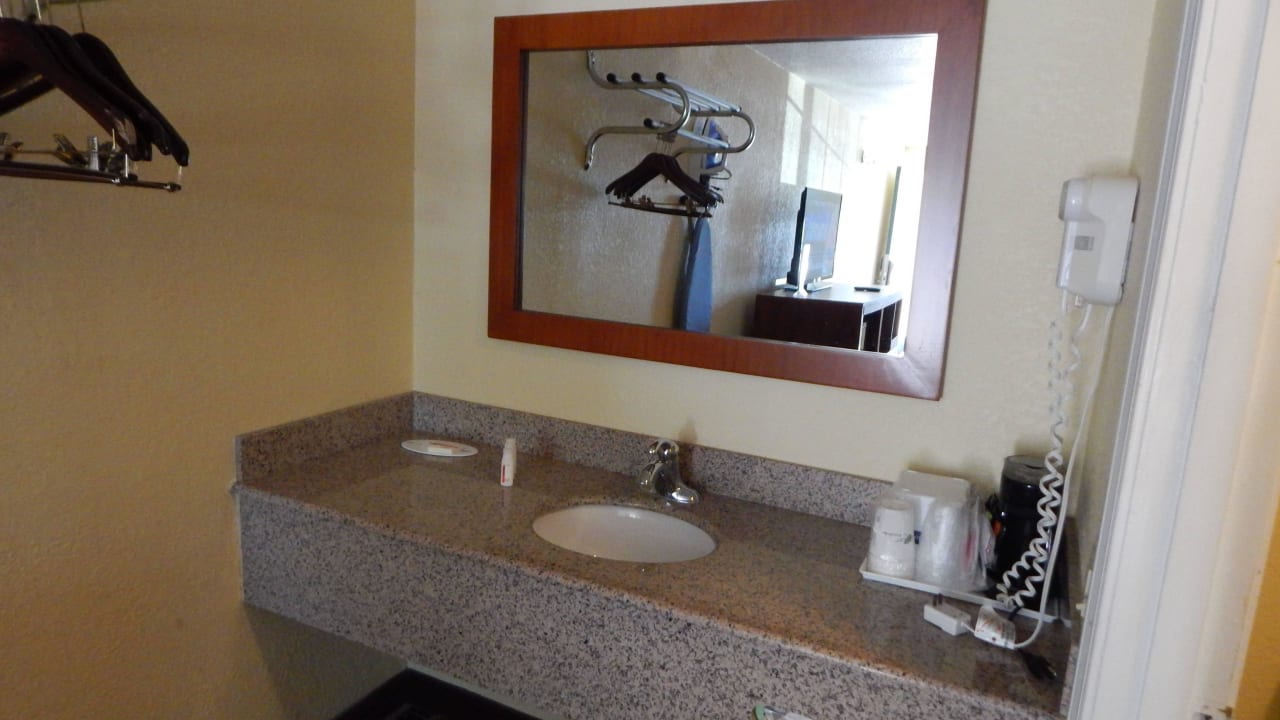 Zimmer Travelodge West Yarmouth Cape Cod