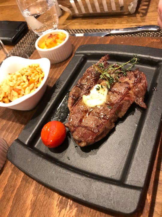 Italienisch Acanthus Cennet Barut Collection